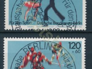 Berlijn - Mi-698-699  -  ʘ [DIV01-278