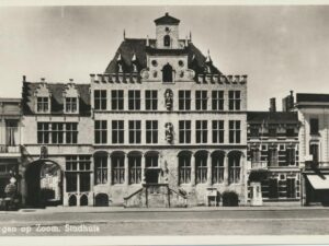 Bergen op Zoom - Stadhuis    [009-2782