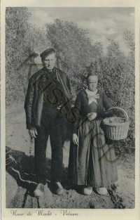 Veluwe - Naar de Markt - folklore  [001-2226