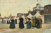 Scheveningen - Badvrouwen  [002-6082