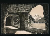 Axenstrasse am Vierwaldstättersee   [KRST006-4032