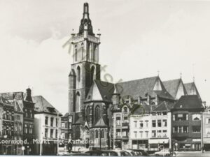 Roermond - Markt met Kathedraal [001-1150