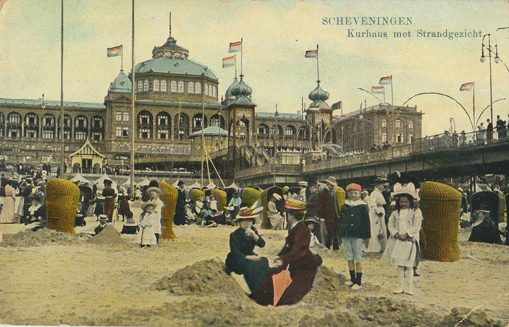KRST001-1502_0.jpg Scheveningen - Kurhaus met Strandgezicht [001-1502