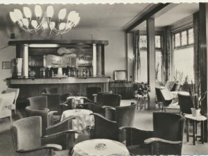 Zeddam - Hotel Berg- en Boschgezicht - Bar [001-1812