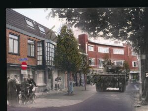Barneveld - Canadese mijnenvegende Churchilltank in de Langstraat [001-1957