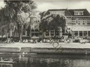Ommen - Hotel DE ZON ad Vecht [001-2515