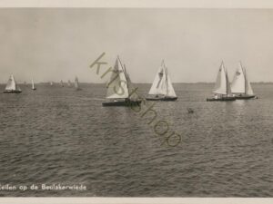 Zeilen op de Beulakkerwiede - Regenboogklasse [001-3044