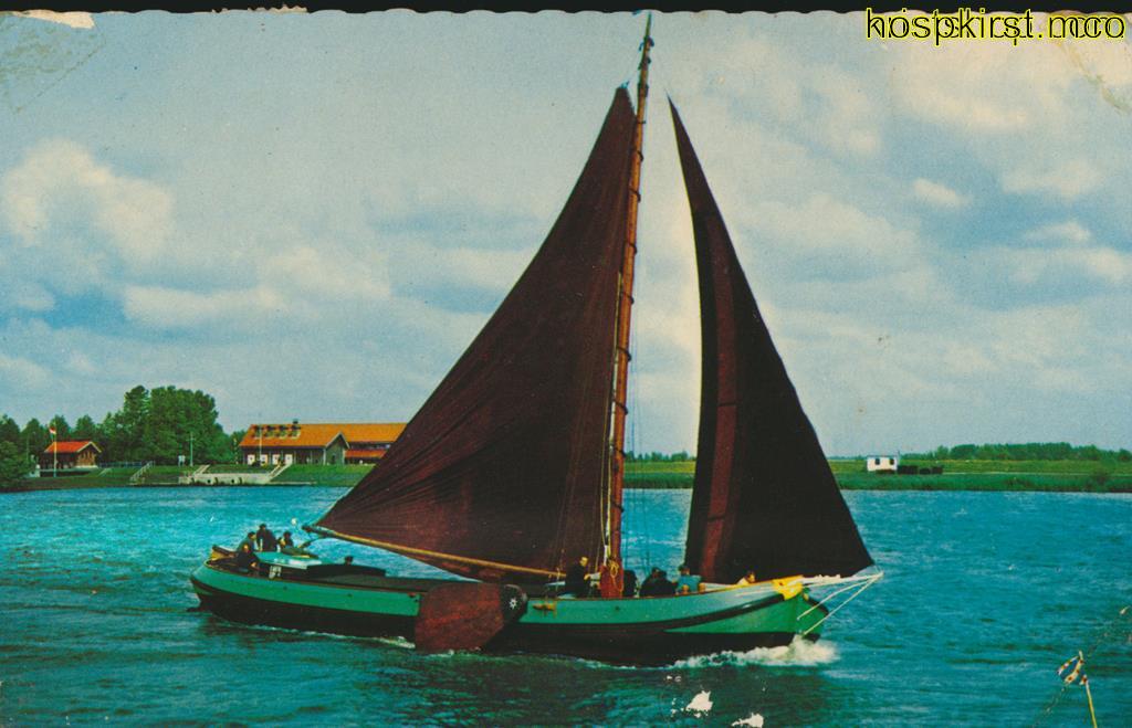 KRST001-4332_0.jpg Zeilsport - Friesland - Skutsjesilen [001-4332
