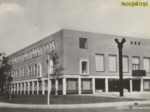 Losser - Gemeentehuis [001-4556