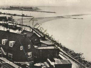 Urk - Strand- en Havengezicht [001-4924