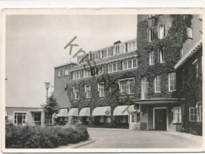 Meppel - Diaconnessenhuis - Hoofdingang en ingang polikliniek [001-6141