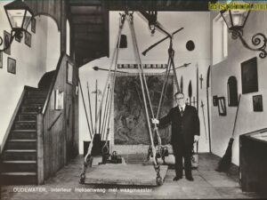 Oudewater - Interieur Heksenwaag [001-6439