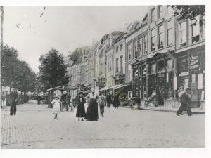 Zwolle - Melkmarkt 1909 - repro [002-1064