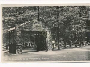 Rhenen - Mil Begraafplaats op de Grebbeberg [002-3037