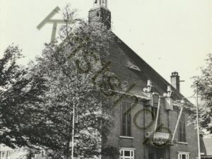Sassenheim - Gemeentehuis   [002-4240