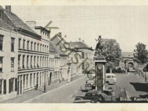 Breda - Kasteelplein [002-4423