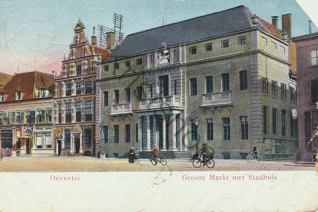 KRST002-4766_0.jpg Deventer - Groote Markt met Stadhuis (mist hoekje) [002-4766