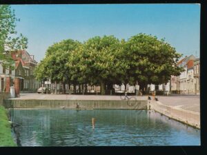 Heenvliet - Markt  [002-5637