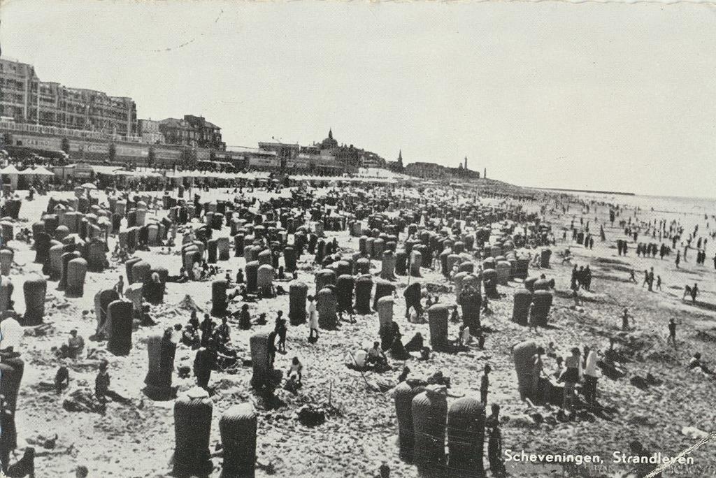 KRST002-6691_0.jpg Scheveningen - Strandleven [002-6691