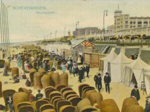 Scheveningen - Strandgezicht [002-6871