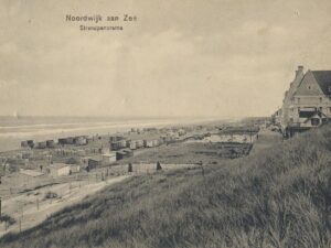 Noordwijk aan Zee - Strandpanorama [002-7135