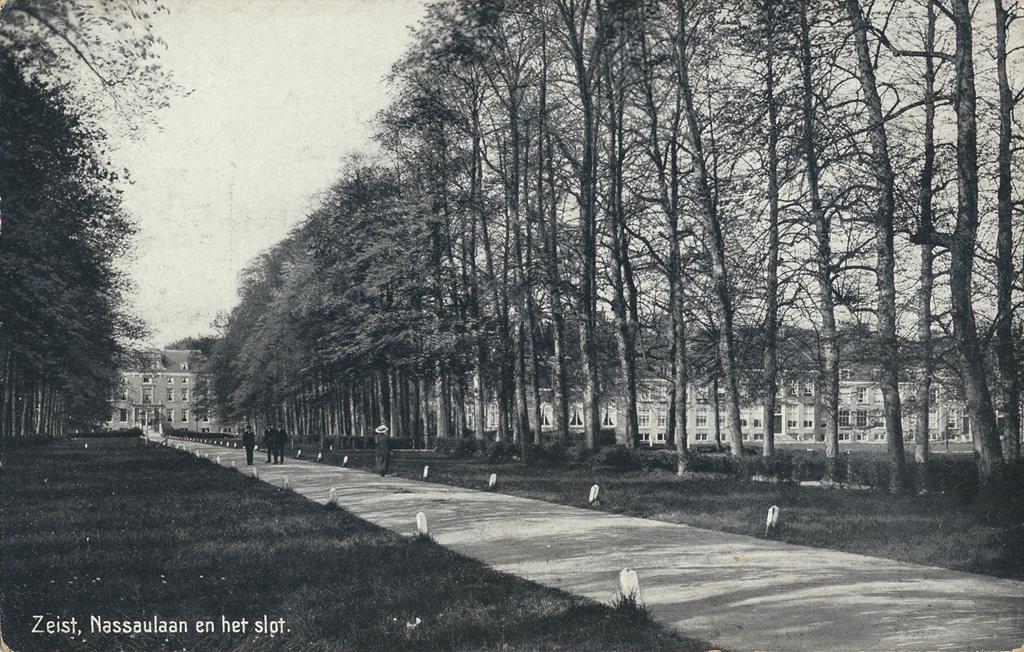 KRST002-7293_0.jpg Zeist - Nassaulaan en het Slot [002-7293