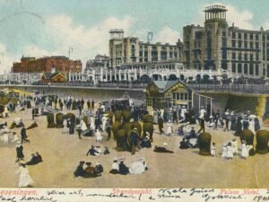 Scheveningen - Strandgezicht [002-7438