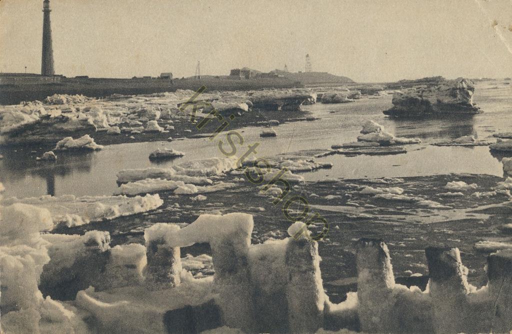 KRST002-7549_0.jpg Huisduinen - Winterstrand - vuurtoren [002-7549