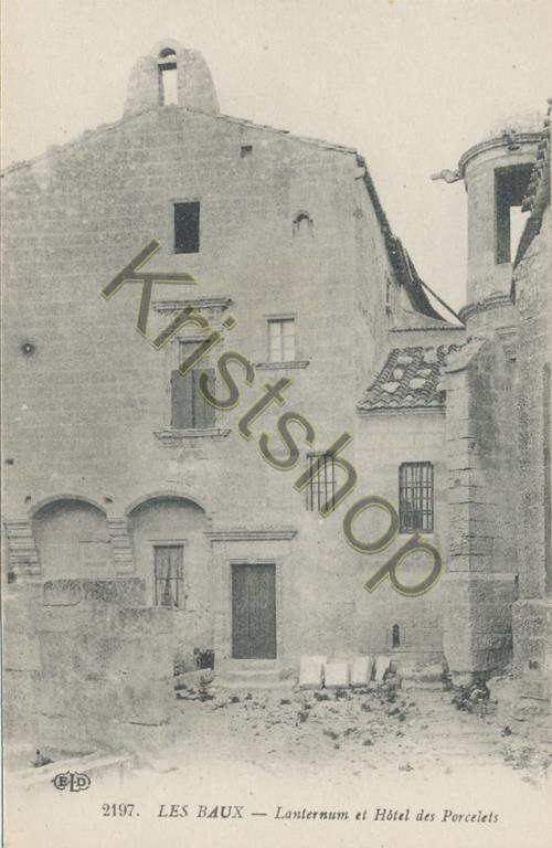 KRST004-0909_0.jpg Les Baux-Lanternum et Hôtel des Porcelets [004-0909