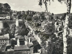 Luxembourg  [004-1733