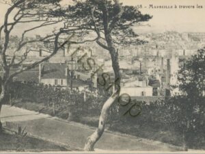 Marseille à travers les Pins [004-5142)