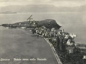 Sirmione - Veduta aera della Penisola [004-5461