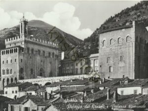 Gubbio - Palazza dei Consoli e Palazza Comunale [004-5663