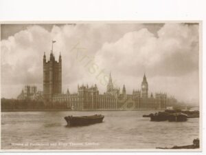 London - Houses of Parliament and River Thames [004-6120