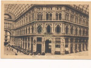 Napoli - Interno Galleria Umberto I [004-6231