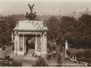 London - Constitution Hill and Quadriga [005-0422