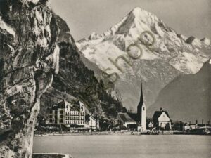 Axenstrasse mit Fuelen und Bristenstock [005-0704