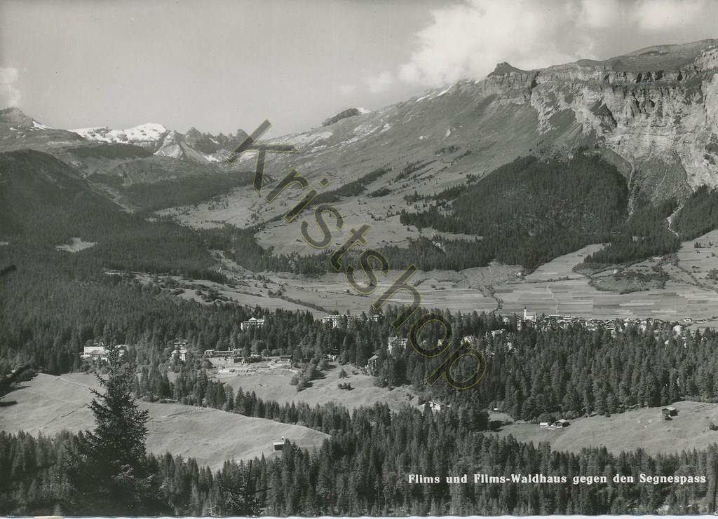 KRST005-0837_0.jpg Flims und Flims-Waldhaus gegen den Segnespass [005-0837