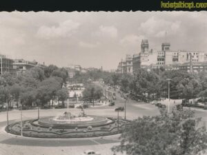 Madrid - Plaza de Neptunes [005-0926