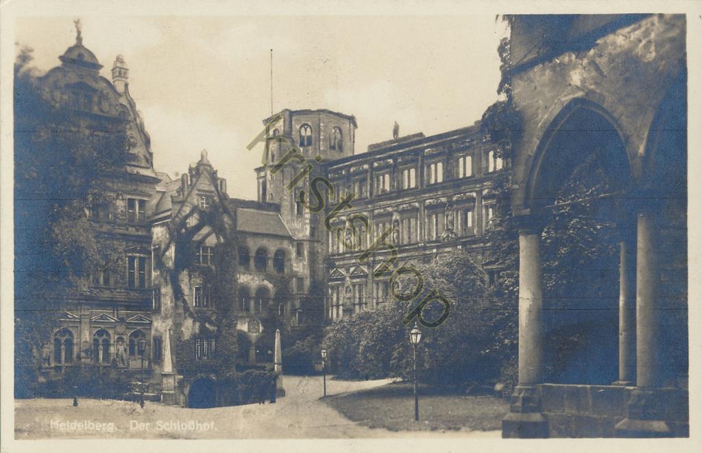 KRST005-1874_0.jpg Heidelberg - Der Schloßhof [005-1874