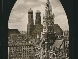 München - Rathaus und Frauenkirche [005-2225