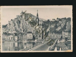 Dinant - Le Pont vers la citadelle [005-3854