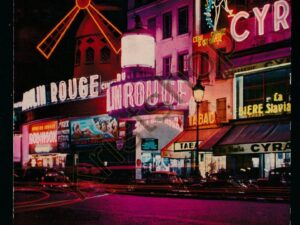 Paris - Le Moulin Rouge [005-4519