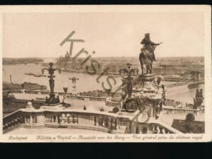 Budapest - Vue générale du château royal [005-4609