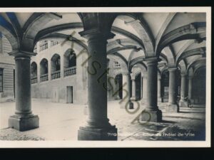 Genève - Cour de l'Hotel de Ville [005-4825
