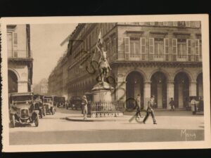Paris - Statue de Jeanne d'Arc due à  Frémiet [005-4876