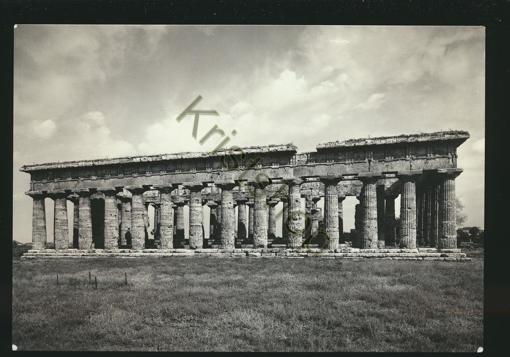 KRST005-5885_0.jpg Paestum - Tempio di Nettuno [005-5885