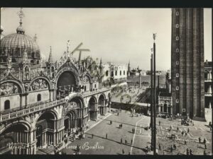 Venezia - Piazza S Marco e Basilica [005-5942