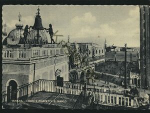 Venezia - I Mori e Piazzetta S Marco [005-5981