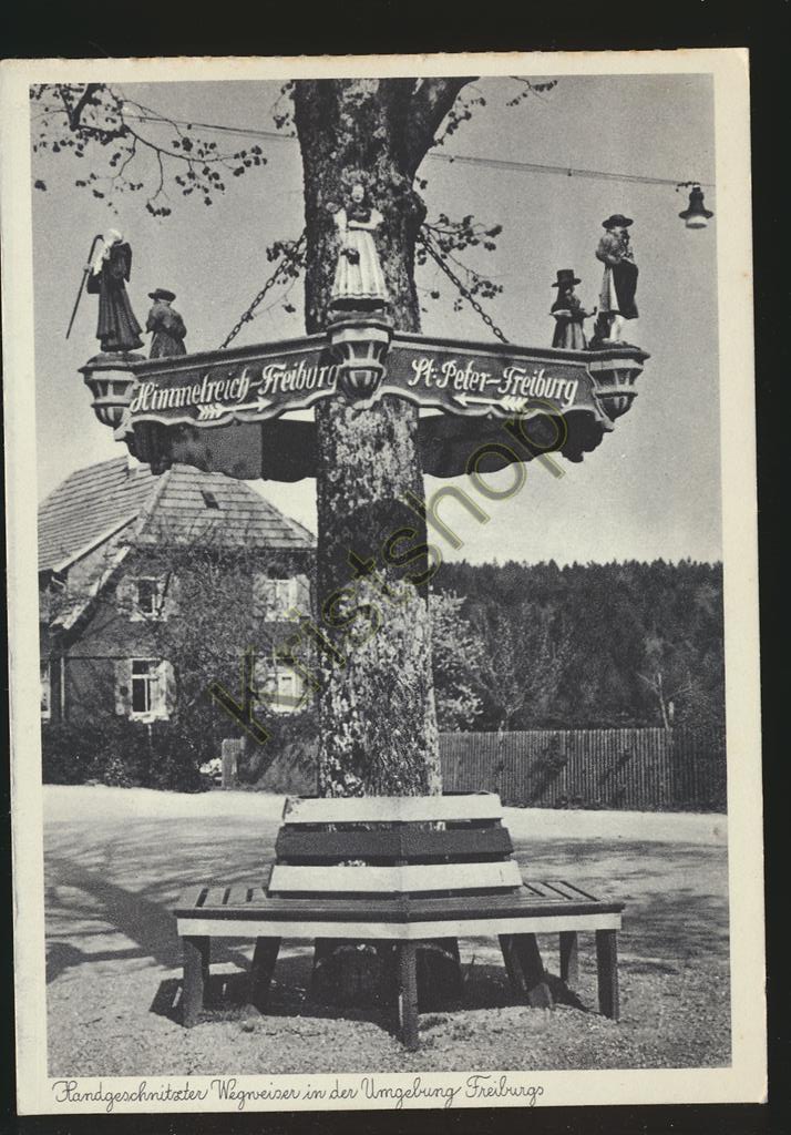 KRST005-6228_0.jpg Handgeschnitzter Wegweiser in der Umgebung Freiburgs [005-6228